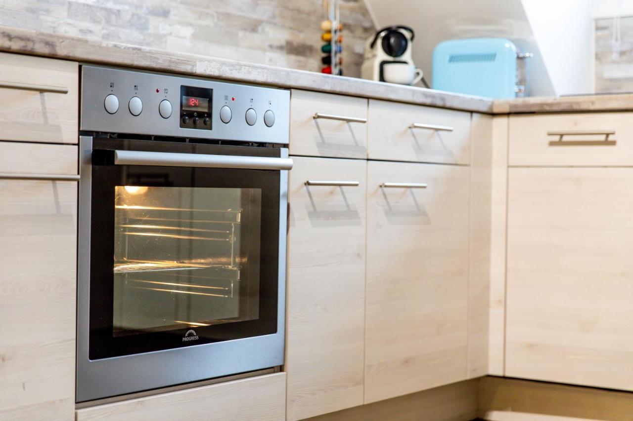 Apartment Moderne Dachgeschosswohnung - Parkplatz - Netflix